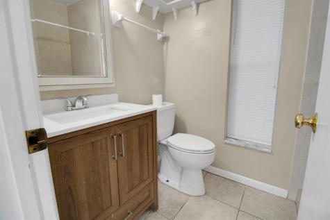 2440 NW 98th Lane Coral Springs FL 33065