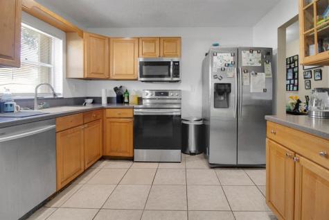 2440 NW 98th Lane Coral Springs FL 33065