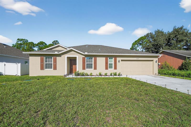 8445 101ST Court Vero Beach FL 32967