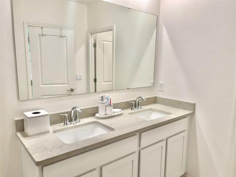 8445 101ST Court Vero Beach FL 32967