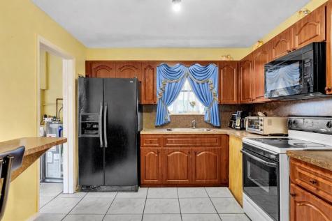 2285 NW 195th Street Miami Gardens FL 33056