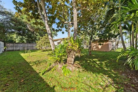 466 E 62nd Street Hialeah FL 33013