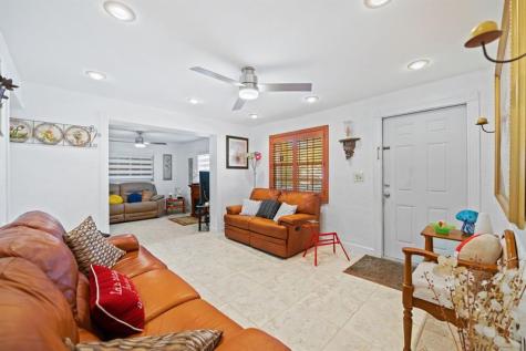 466 E 62nd Street Hialeah FL 33013