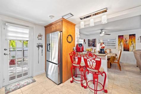 466 E 62nd Street Hialeah FL 33013
