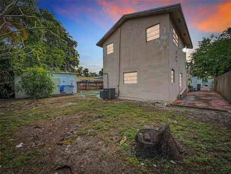 7141 Custer Street Hollywood FL 33024