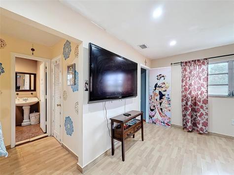 7141 Custer Street Hollywood FL 33024