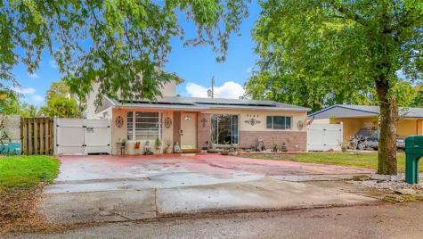 7141 Custer Street Hollywood FL 33024