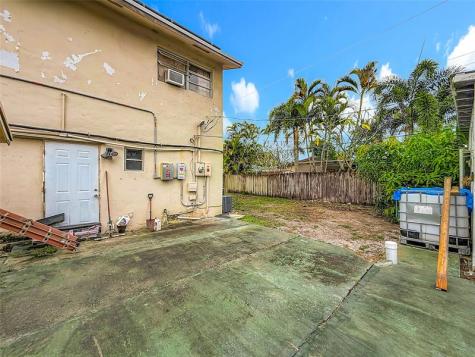 7141 Custer Street Hollywood FL 33024