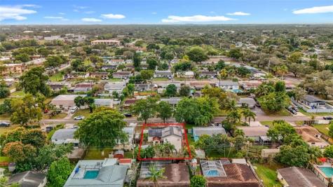 7141 Custer Street Hollywood FL 33024