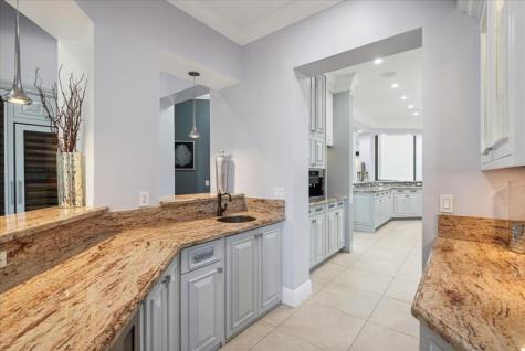 16850 Stratford Court Southwest Ranches FL 33331