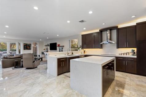 11382 Redberry Drive Davie FL 33330