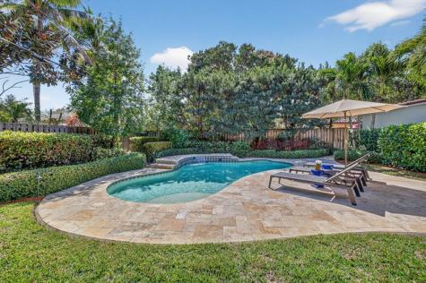 430 NE 8th Avenue Fort Lauderdale FL 33301