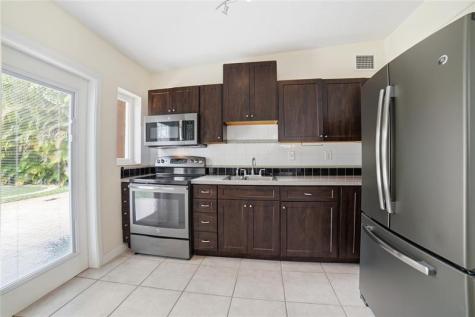 1717 SW 12th Court Fort Lauderdale FL 33312