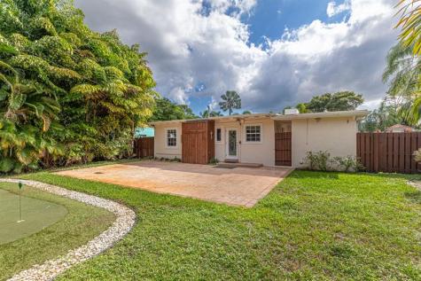 1717 SW 12th Court Fort Lauderdale FL 33312