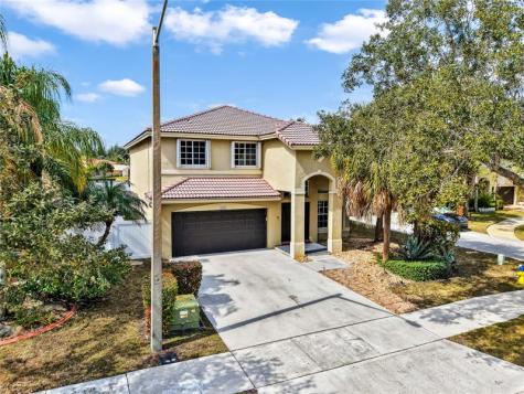 414 SW 205th Avenue Pembroke Pines FL 33029
