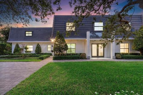 9 Tahoe Lane Sea Ranch Lakes FL 33308