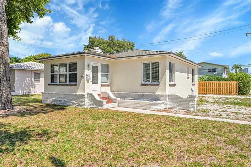 301 SW 17th Street Fort Lauderdale FL 33315
