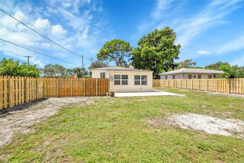 301 SW 17th Street Fort Lauderdale FL 33315