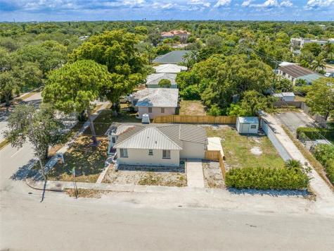 301 SW 17th Street Fort Lauderdale FL 33315