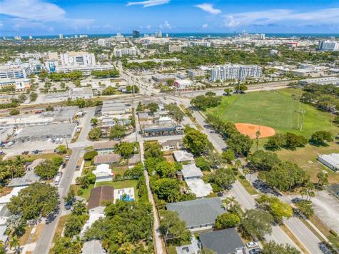 301 SW 17th Street Fort Lauderdale FL 33315
