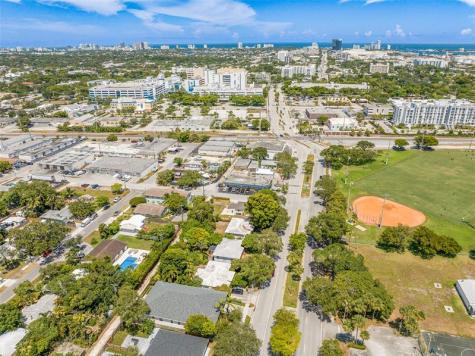 301 SW 17th Street Fort Lauderdale FL 33315