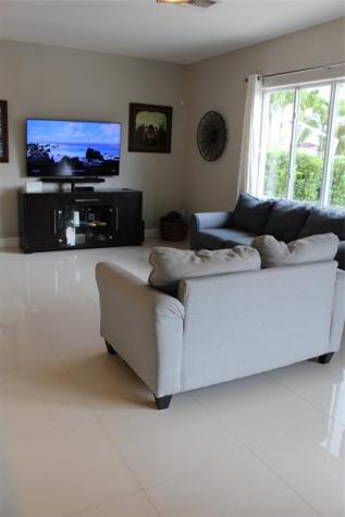 16272 SW 42nd Terrace Miami FL 33185