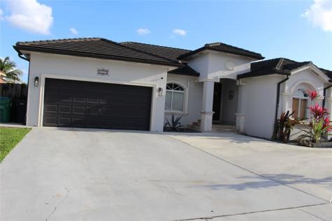 16272 SW 42nd Terrace Miami FL 33185