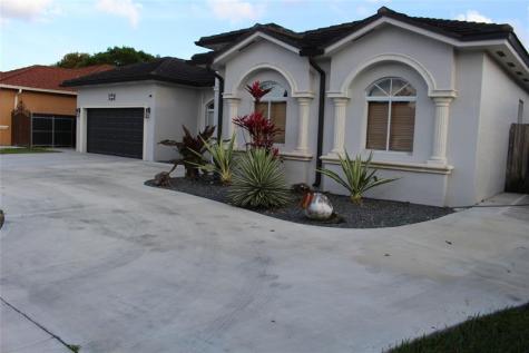 16272 SW 42nd Terrace Miami FL 33185