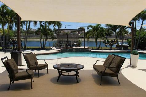 16272 SW 42nd Terrace Miami FL 33185