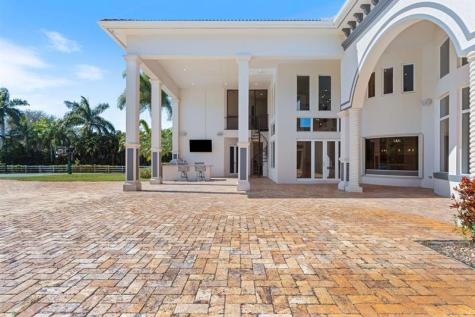 16850 Stratford Court Southwest Ranches FL 33331