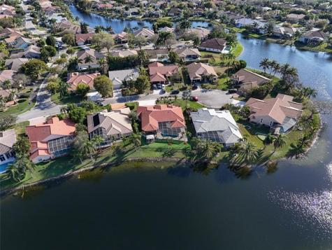 10727 NW 51st Street Coral Springs FL 33076