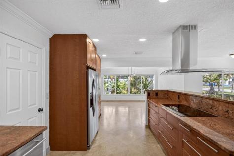 601 SE 5th Terrace Pompano Beach FL 33060