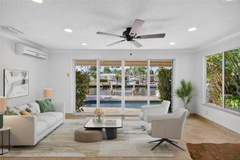 601 SE 5th Terrace Pompano Beach FL 33060