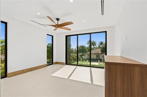2441 NE 48th Court Lighthouse Point FL 33064