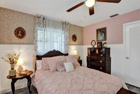 4953 NW 48 Avenue Tamarac FL 33319