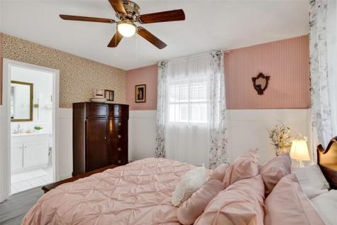 4953 NW 48 Avenue Tamarac FL 33319