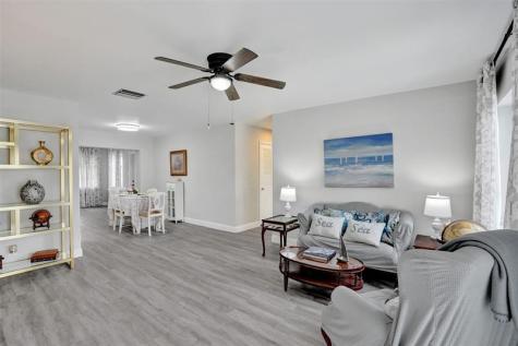 4953 NW 48 Avenue Tamarac FL 33319
