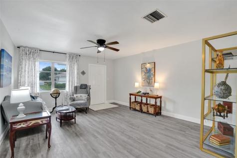 4953 NW 48 Avenue Tamarac FL 33319