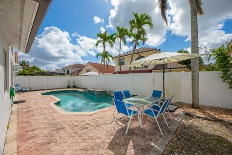18434 NW 13th Street Pembroke Pines FL 33029