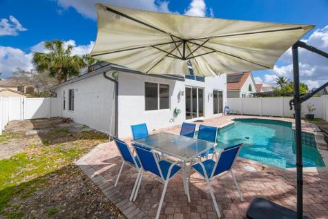 18434 NW 13th Street Pembroke Pines FL 33029