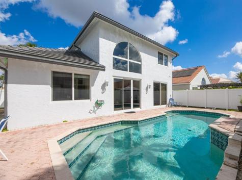 18434 NW 13th Street Pembroke Pines FL 33029