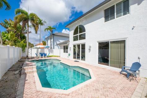 18434 NW 13th Street Pembroke Pines FL 33029