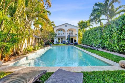 1050 NE 33rd Street Oakland Park FL 33334