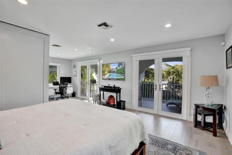 1050 NE 33rd Street Oakland Park FL 33334