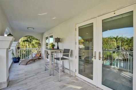 1050 NE 33rd Street Oakland Park FL 33334