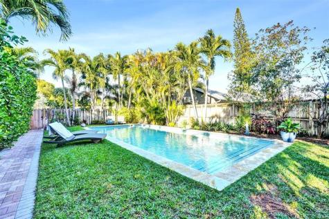 1050 NE 33rd Street Oakland Park FL 33334