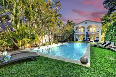 1050 NE 33rd Street Oakland Park FL 33334