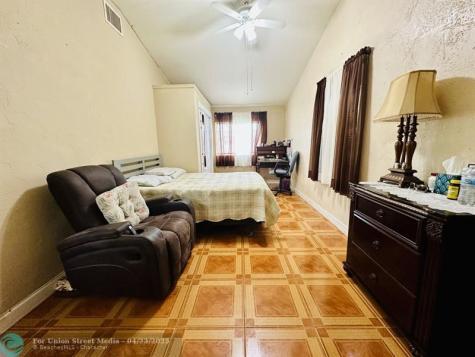 2411 Plunkett Street Hollywood FL 33020