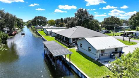 1069 9TH Street Okeechobee FL 34974
