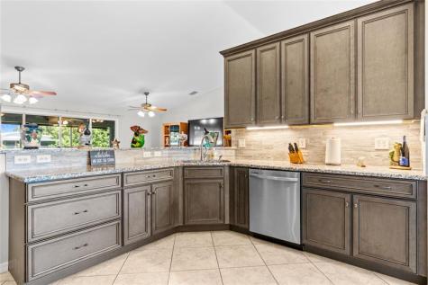 1069 9TH Street Okeechobee FL 34974